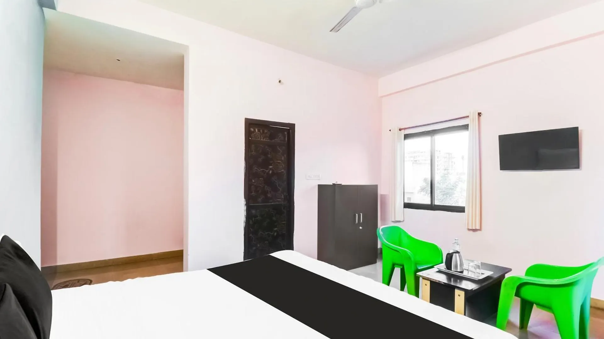 Super Hotel O Sector 14 Udaipur 4*,  Indien