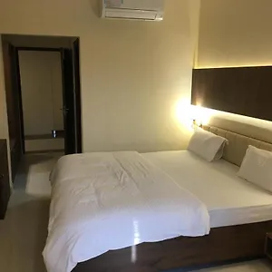 hotel-rudraksh.hotels-varanasi.com/