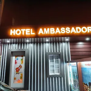 the-hotel-ambassador-inn.hotels-varanasi.com/